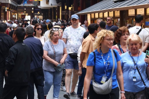 翻倍赚 2天增加6个免签国：入境游市场持续升温，阿根廷入境订单激增168%