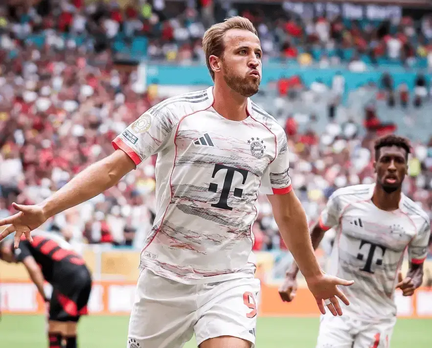 策略通 4-2！4-0！世俱杯疯狂一夜，拜仁过关，梅西被淘汰，8强决出四席